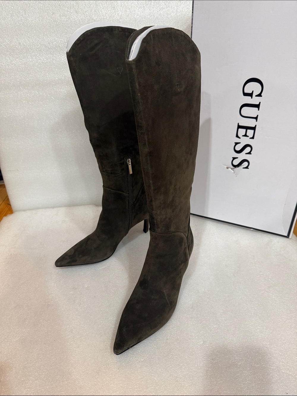 Guess Women's Palisa Boot, Medium Green Suede 310, size 8